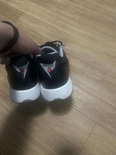 Jordans - Thumbnail 2