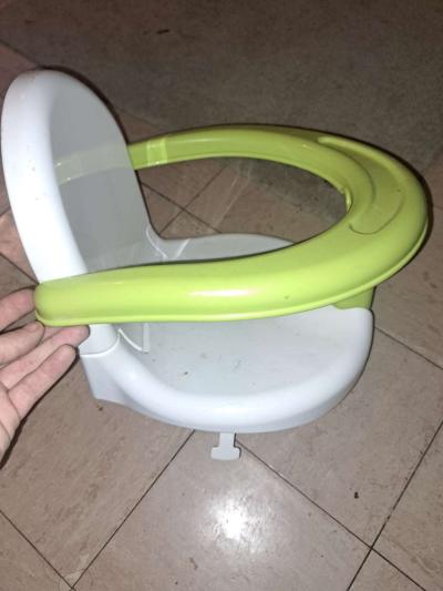 Bath chair and Car seat - Thumbnail 4