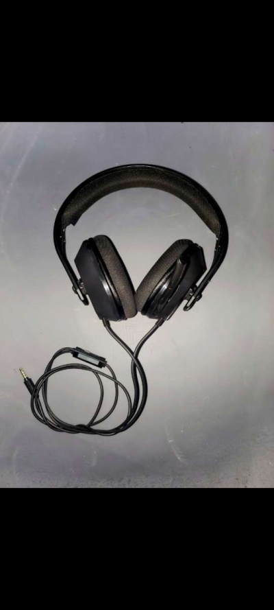 Xbox one series x s hard drive Headset And HDMI cords - Thumbnail 4