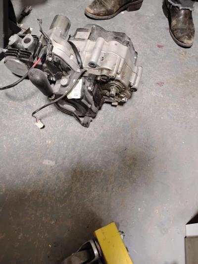 small engine - Thumbnail 3