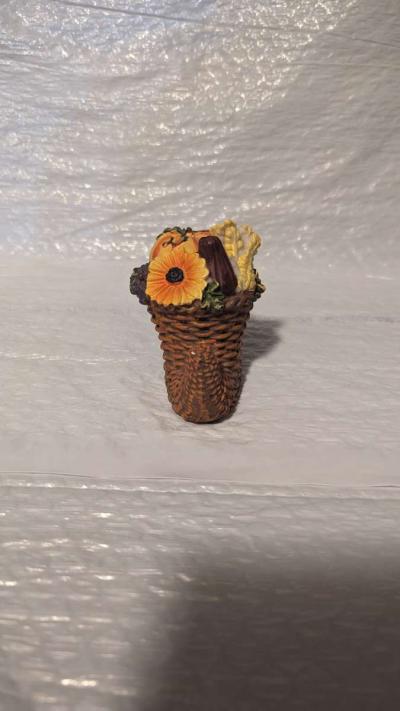 Cornucopia Figurine with a Sunflower and Gourds Harvest  Tha - Thumbnail 3