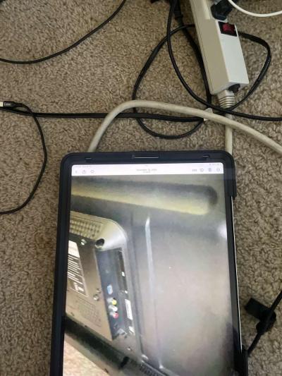 32 inch insignia Smart TV - Thumbnail 3