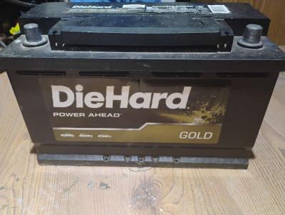 die hard battery gold