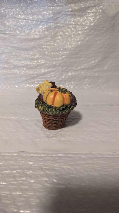 Cornucopia Figurine with a Sunflower and Gourds Harvest  Tha - Thumbnail 5
