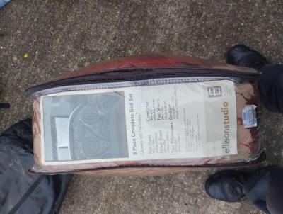 queen size comforter - Thumbnail 2