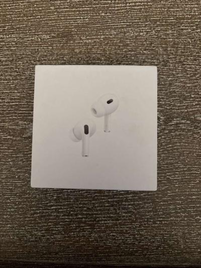 AirPod pros - Thumbnail 5
