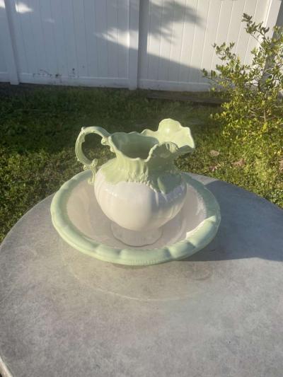 Vintage Pitcher And Bowl - Thumbnail 2