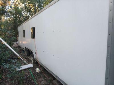 camper - Thumbnail 2