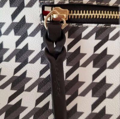 Authentic Dooney and Bourke Houndstooth Career tote NWOT - Thumbnail 4