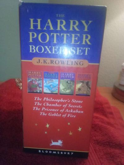 Harry Potter boxed set - Thumbnail 2