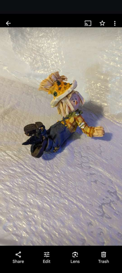 Resin Playful Scarecrow Laying On His Stomach With A Black C - Thumbnail 5