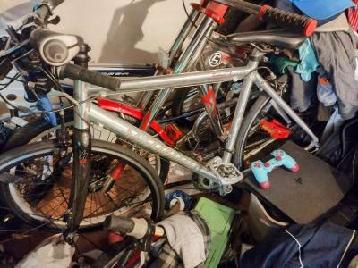 a nice riding bike - Thumbnail 4