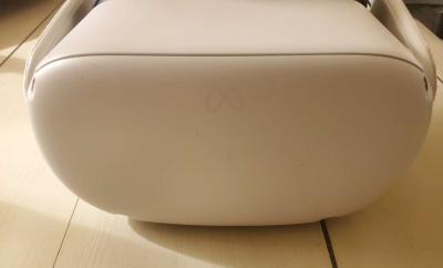 Meta  Oculus Quest 2 VR Headset Bundle  256GB  White  With A - Thumbnail 2