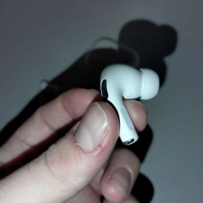 Airpods pro gen 2 - Thumbnail 3