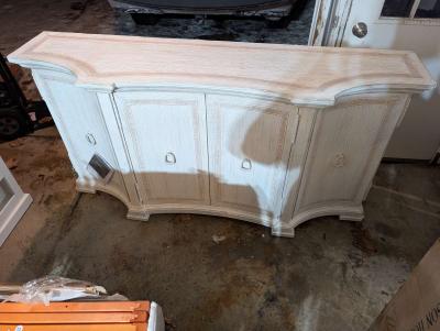 Hooker Furniture 4 Door Buffet - Thumbnail 2