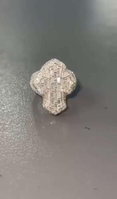 bussdown moissanite cross ring - Thumbnail 2