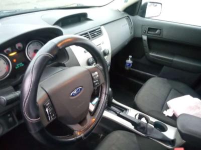 2008 Ford focus SE - Thumbnail 2
