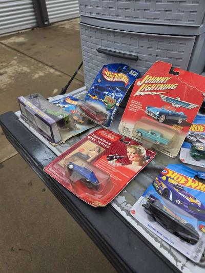 Very old hot whels - Thumbnail 2