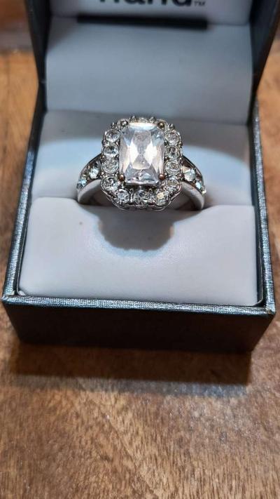 Avon Ring - Thumbnail 2