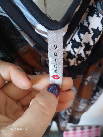 Beautiful blouse - Thumbnail 3