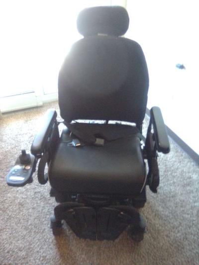 a Quantum 4 e chair - Thumbnail 3