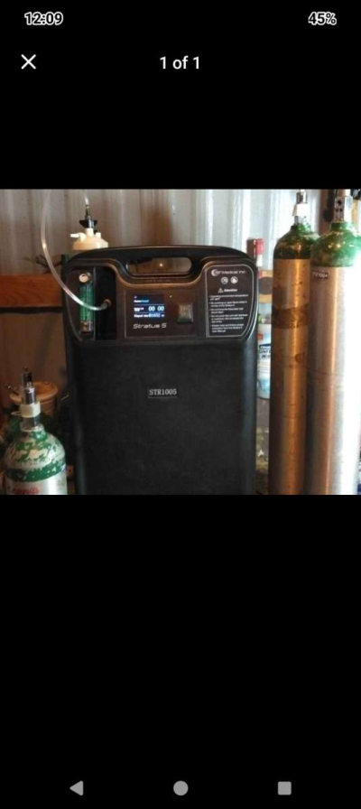 Stratus 5 oxygen concentrator