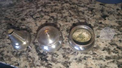 3 antique Japanese salt and pepper shakers - Thumbnail 2