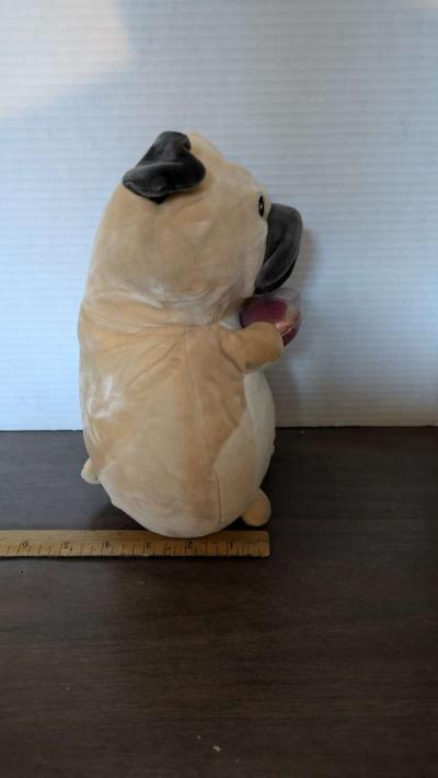 Squishmallows Hug Mees Valentines Pug Dog Holding Pink Heart - Thumbnail 4