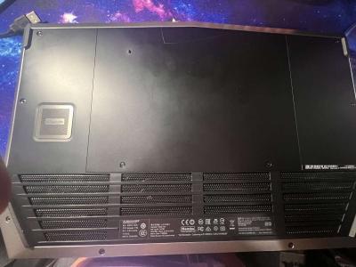 Alienware 17 R2 gaming laptop - Thumbnail 5