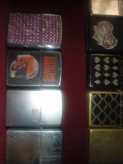 19 Zippo lighters most of them never used I want 300 for all - Thumbnail 4