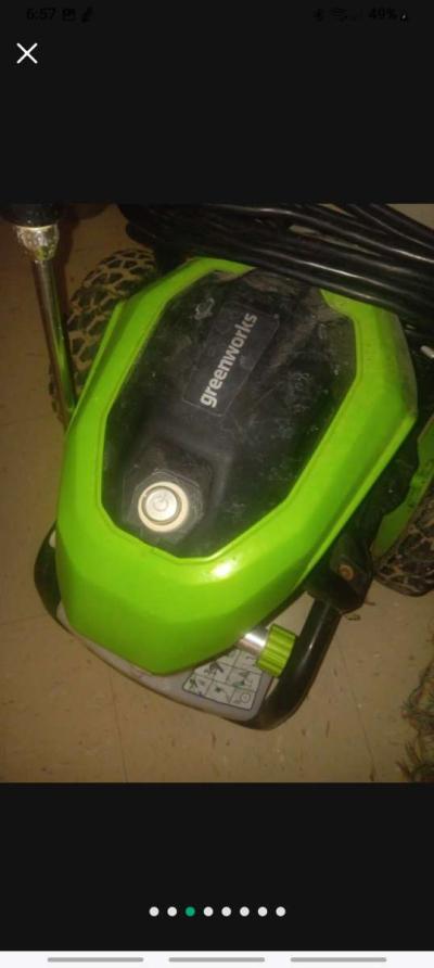 Greenworks 2000psi electric pressure washer - Thumbnail 3