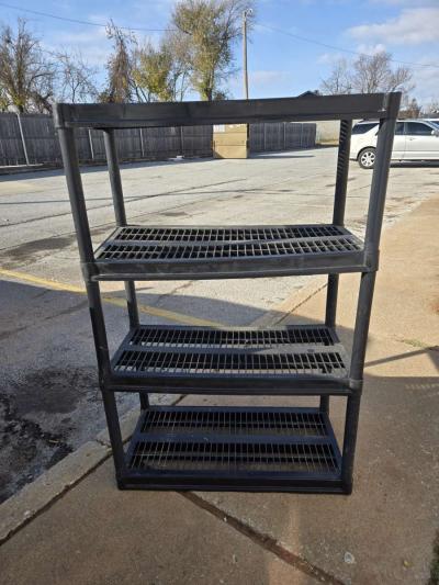 Plastic shelves - Thumbnail 4