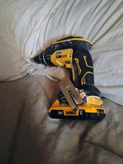 pistola usada solo 3 veces y pila nueva - Thumbnail 4