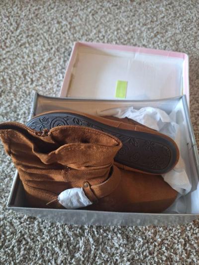 Brand New ankle boots - Thumbnail 4