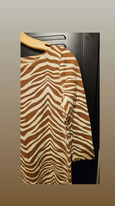 Dress - Thumbnail 4