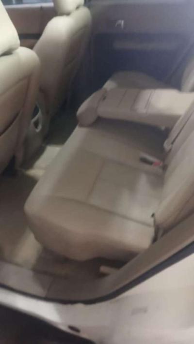 2009 Ford edge - Thumbnail 4