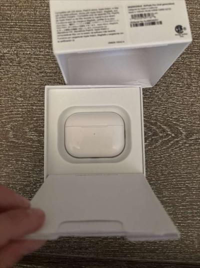 AirPod pros - Thumbnail 6