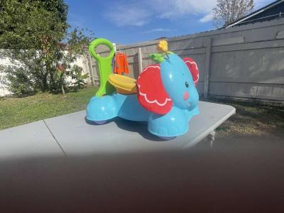 Little Tikes Riding Elephant - Thumbnail 2