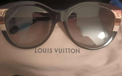 Louis Vuitton Petit Soupon Cat Eye Sunglasses - Thumbnail 4