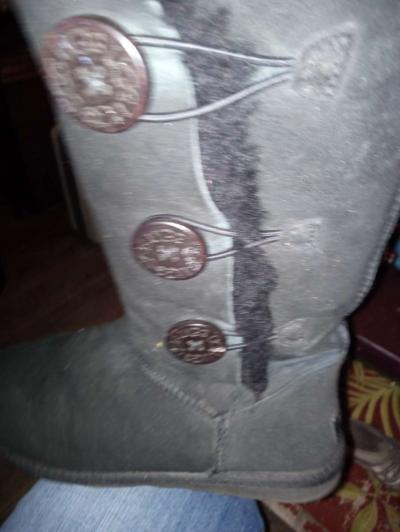 ugg boots - Thumbnail 3