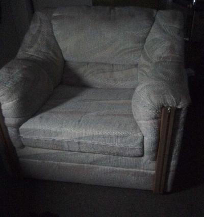 chair and file cabinet - Thumbnail 2