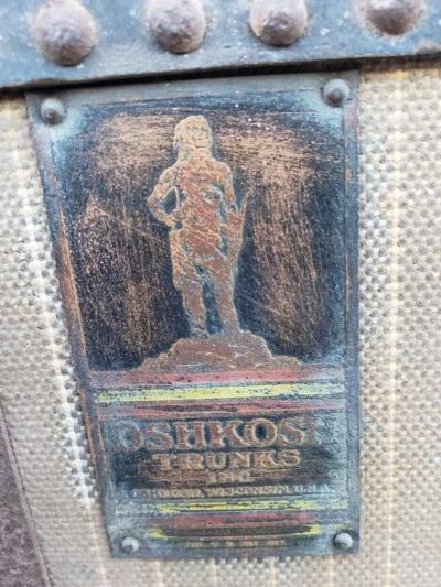 1900s Oshkosh Steamer Trunk 5 Leather Handle Drawers Hangers - Thumbnail 4