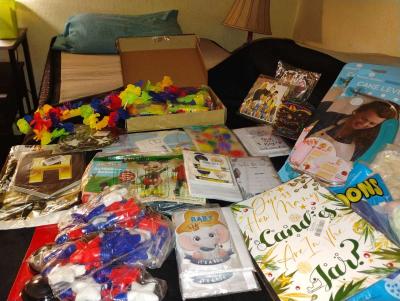 Party Supplies - Thumbnail 2