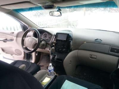 2006 Toyota Sienna - Thumbnail 2