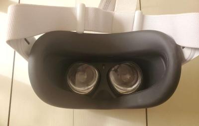 Meta  Oculus Quest 2 VR Headset Bundle  256GB  White  With A - Thumbnail 3