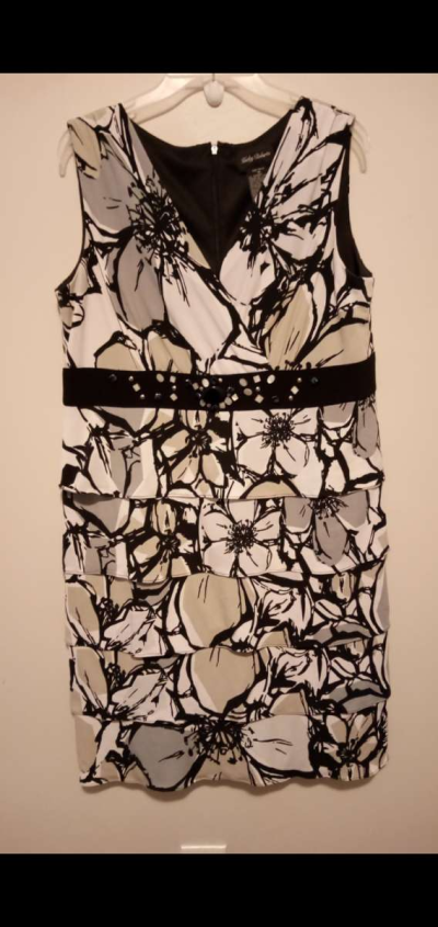 ladies Kathy Roberts v neck sleeveless dress - Thumbnail 2