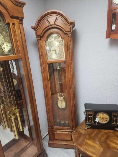 Grandfather and Grandmother clocks - Thumbnail 5