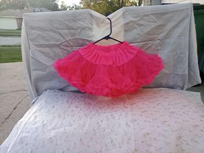 2 to 3yrs Hot Pink TuTu Pettiskirt EUC Button Cinchers - Thumbnail 3