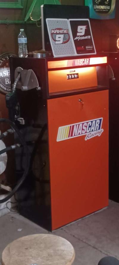 gas station pump - Thumbnail 2