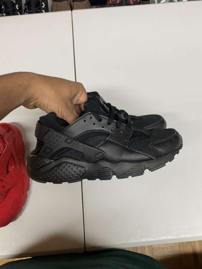 Nike Air Huarache Bundle Black And Red - Thumbnail 5